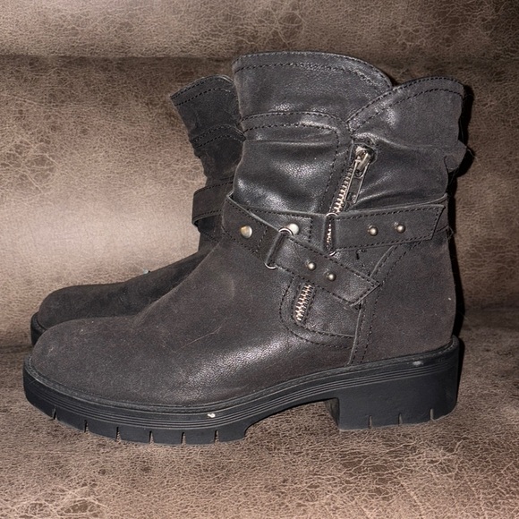 Maurices Shoes - Women's Black Ankle Boots
